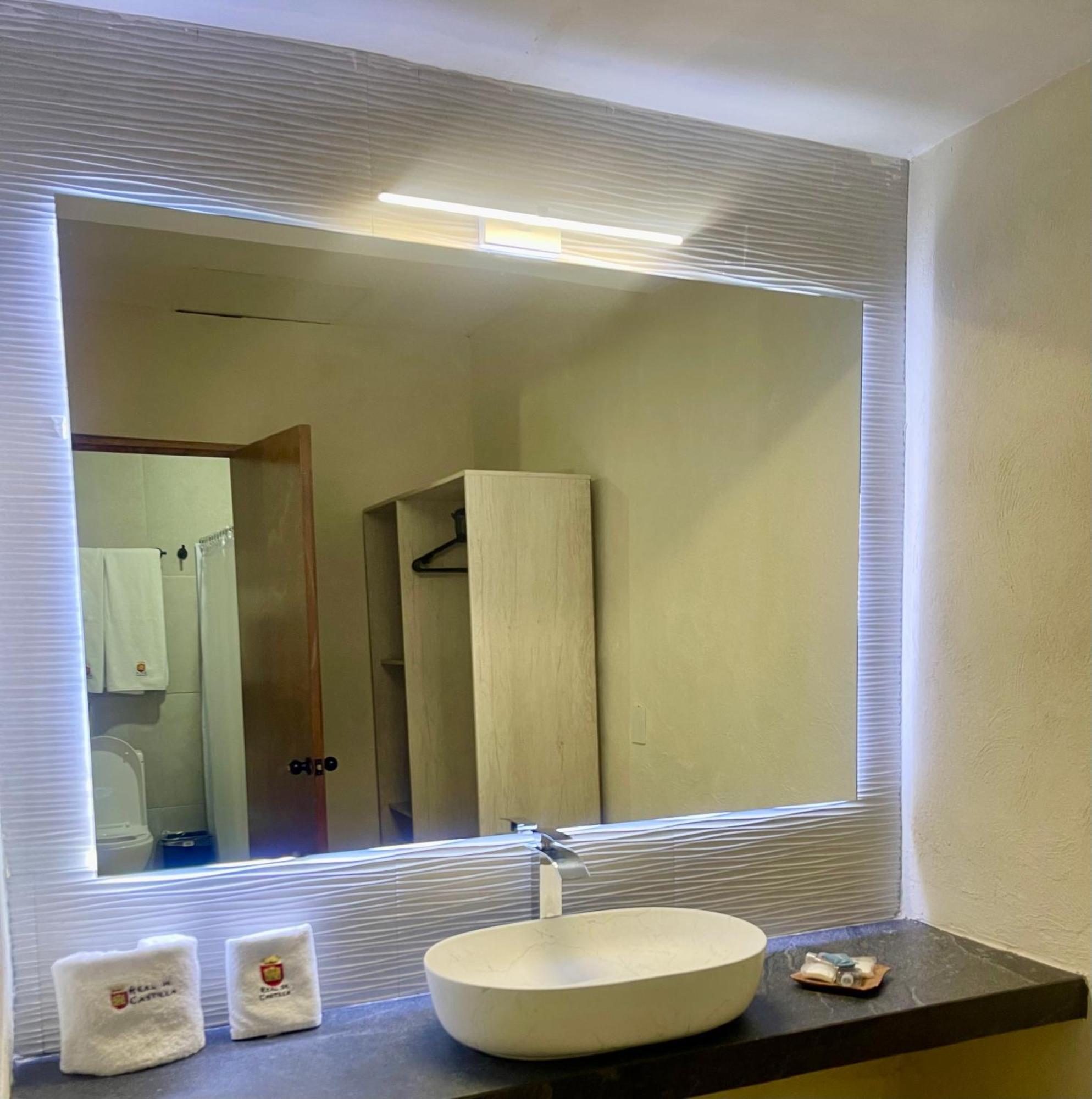 Hotel Real De Castilla Nuovo غوادالاجارا المظهر الخارجي الصورة