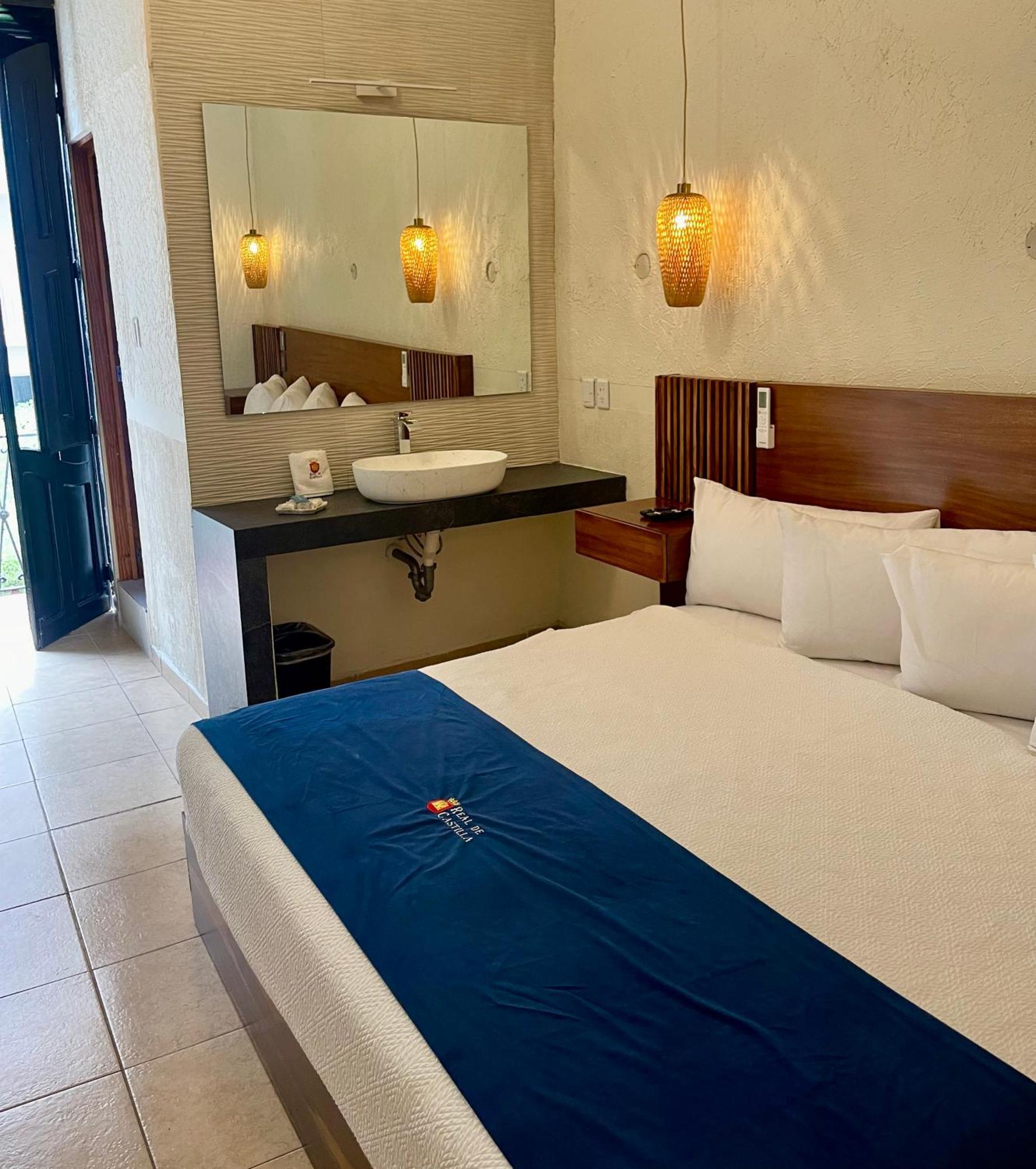 Hotel Real De Castilla Nuovo غوادالاجارا المظهر الخارجي الصورة